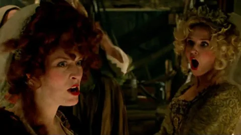 限时抢购！Switch 2手柄+《指环王》桌游+《勇者斗恶龙III HD-2D》重制版，三重豪华套餐大放价！🎮👑🎮